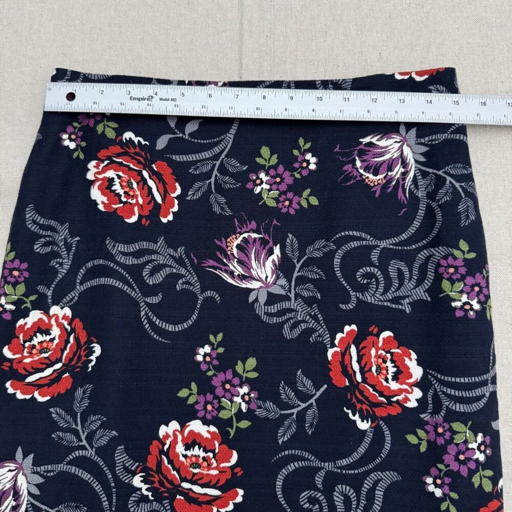 LOFT Floral Pencil Skirt Women’s Size 6 Blue Red Zip Back Vent - Picture 4 of 8